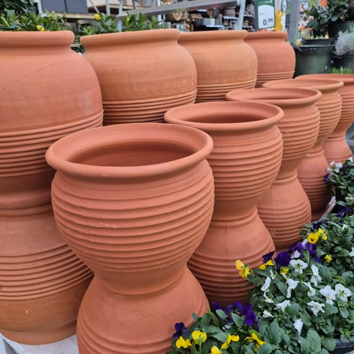 Bloempotten kopen bij tuincentrum de Wilskracht! Bloempotten kopen bij tuincentrum de Wilskracht!