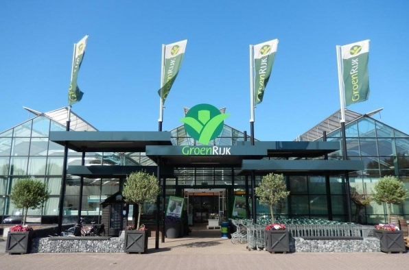 Uitgebreid tuincentrum nabij Zoetermeer Uitgebreid tuincentrum nabij Zoetermeer
