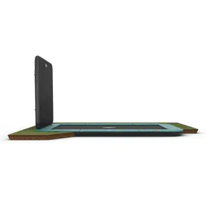BERG SPORTS Ultim Champion FlatGround 410 Green + AeroWall