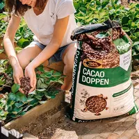 Boomschors en cacaodoppen