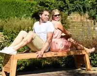 Tuinbanken en tuintafels